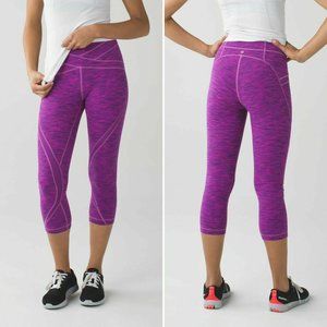 Lululemon Free Flow Crop Diamond Capri Leggings
